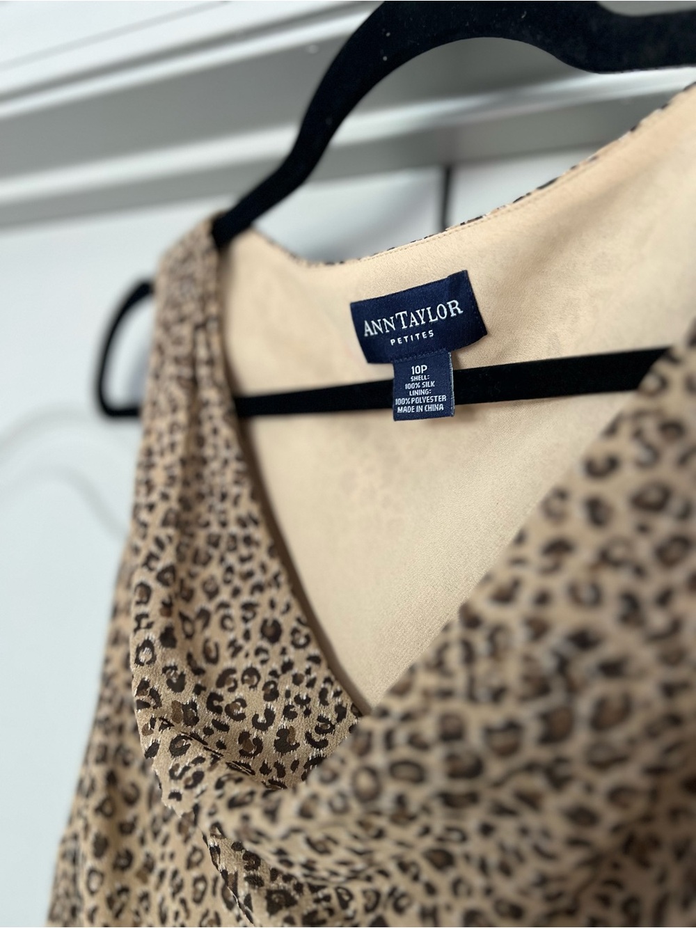 SOLD 🖤 Y2K Leopard Print 100% Silk Cowl Neck Midi Dress Ann Taylor Petites 10P - Picture 6 of 7